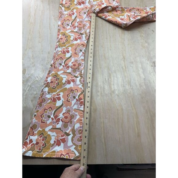 AFRM Sylar 24 Bell Bottom 70’s Flowers Groovy Pants Retro Floral Denim High Rise - Picture 2 of 6